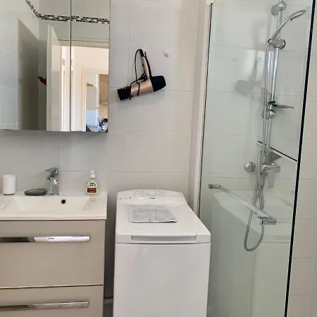 Appartement A 2 Pas De La De Meze, Climatise, Parking Gratuit, Labelise 2 Cles Clevacances - Fr-1-604-40 *